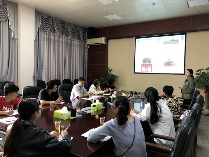 2018.4.15-7云南农大本科实习生汇报培训会场.jpg
